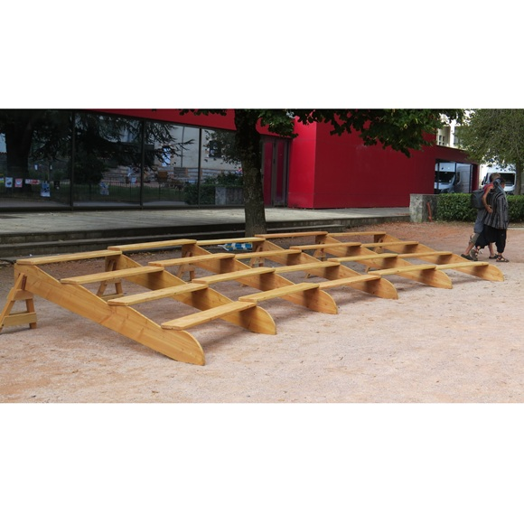 Gradins en bois démontables